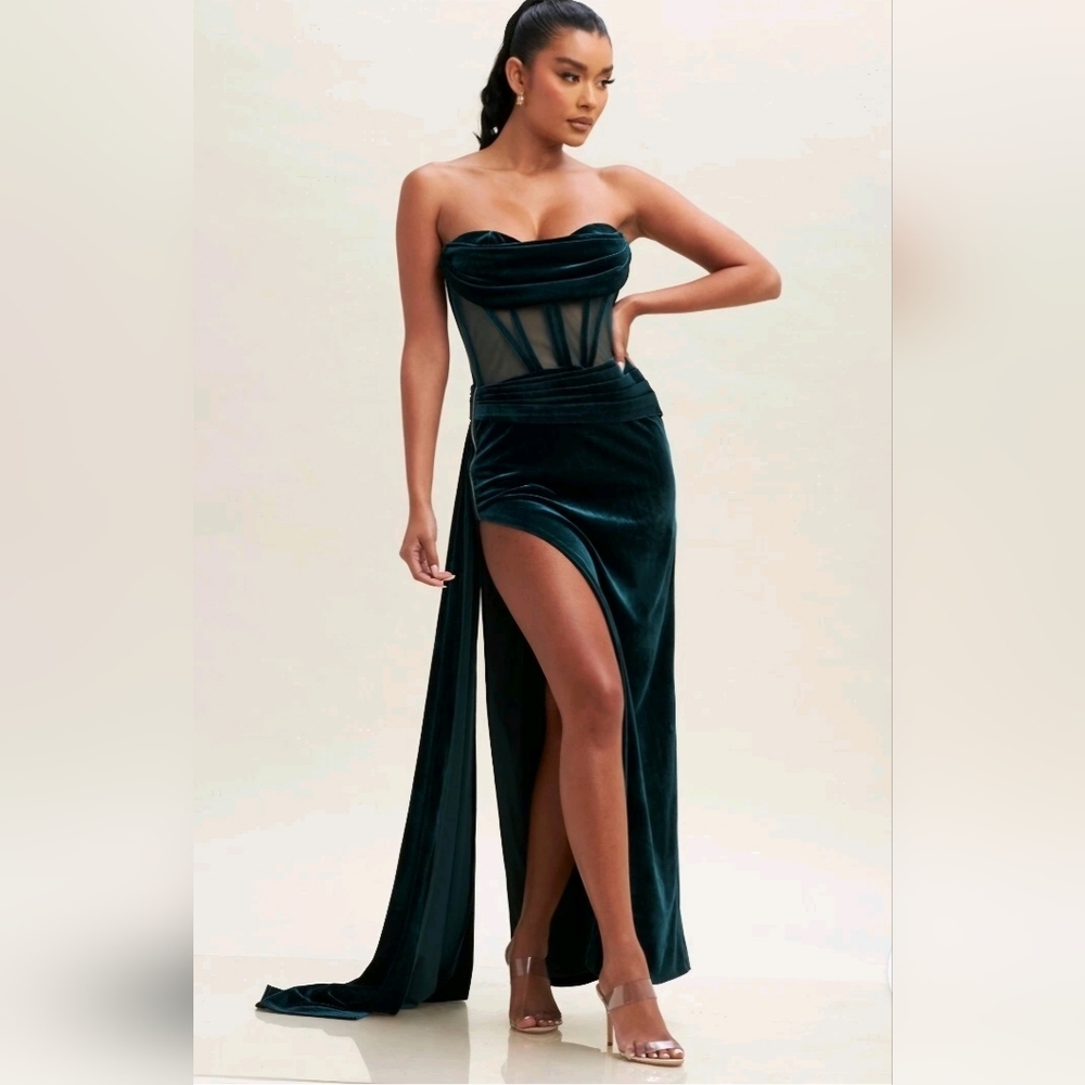 Luxxel Strapless Velvet Dress in Deep Teal